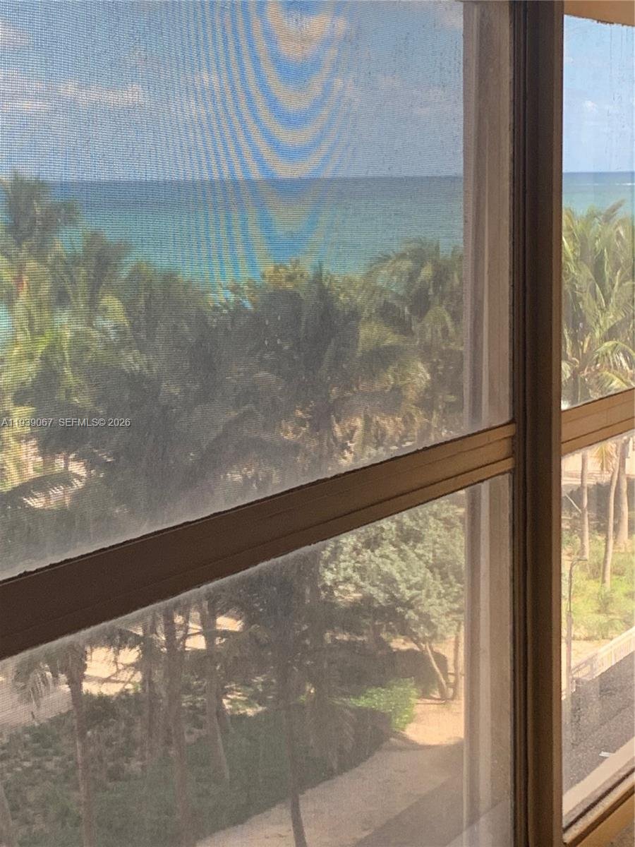 19201 Collins Ave # 323, Sunny Isles Beach FL 33160