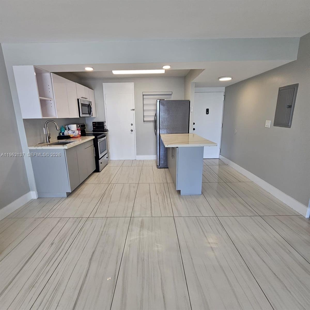 15600 NW 7th Ave # 703, Miami FL 33169