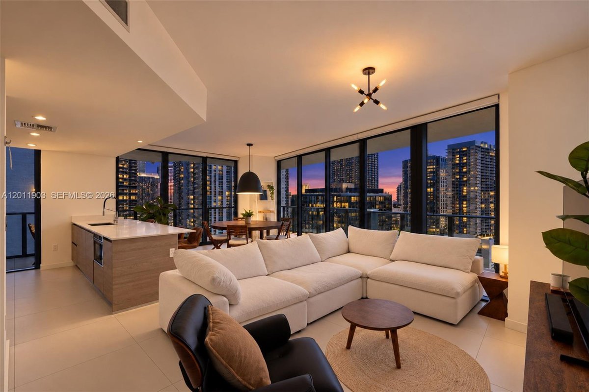 1300 S Miami Ave # 2001, Miami FL 33130