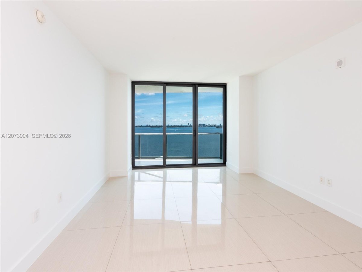460 NE 28th St # 2202, Miami FL 33137