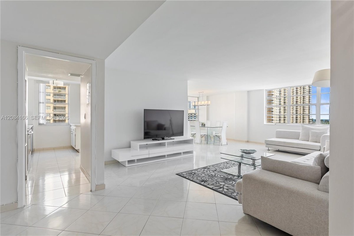 250 174th St # 605, Sunny Isles Beach FL 33160