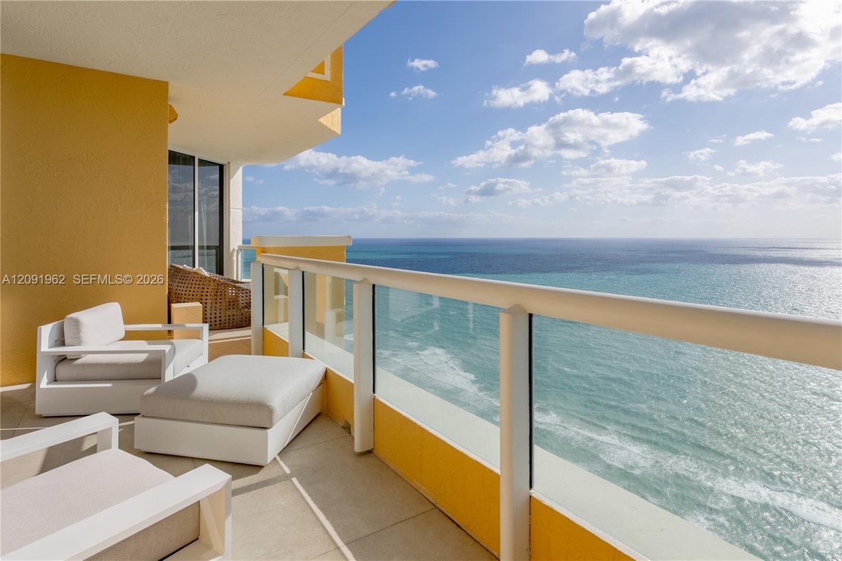 17875 Collins Ave # 3906, Sunny Isles Beach FL 33160