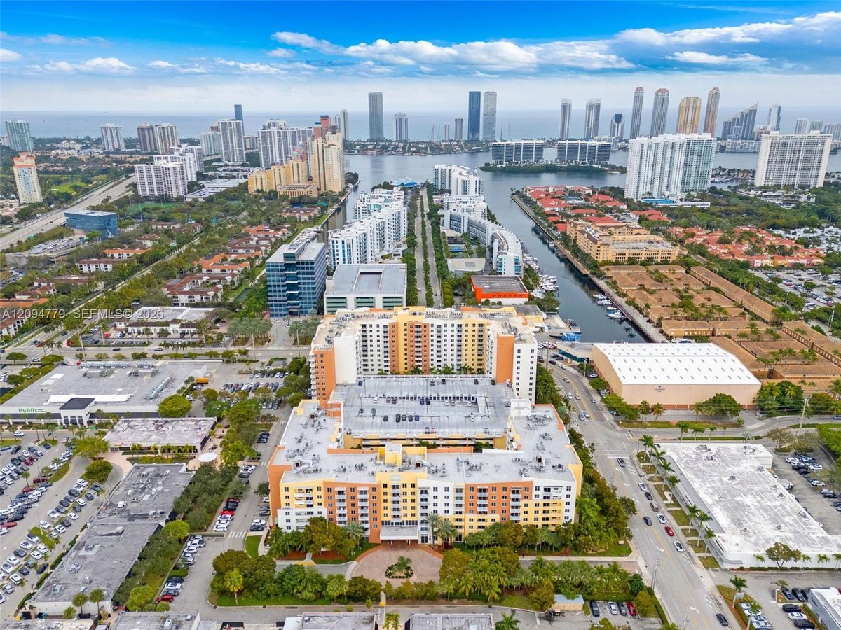 18800 NE 29th Ave # 922, Aventura FL 33180