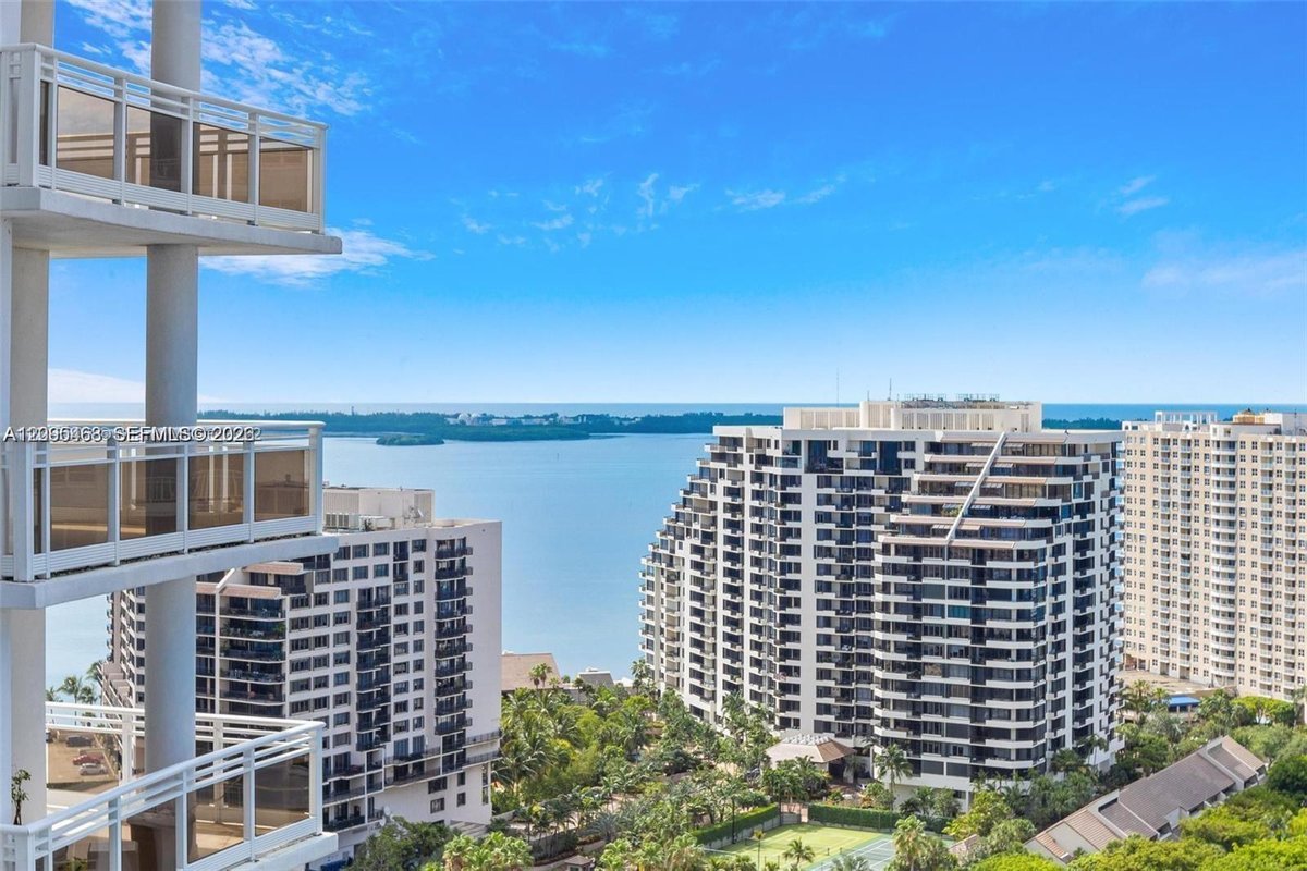 901 Brickell Key Blvd # 2401, Miami FL 33131
