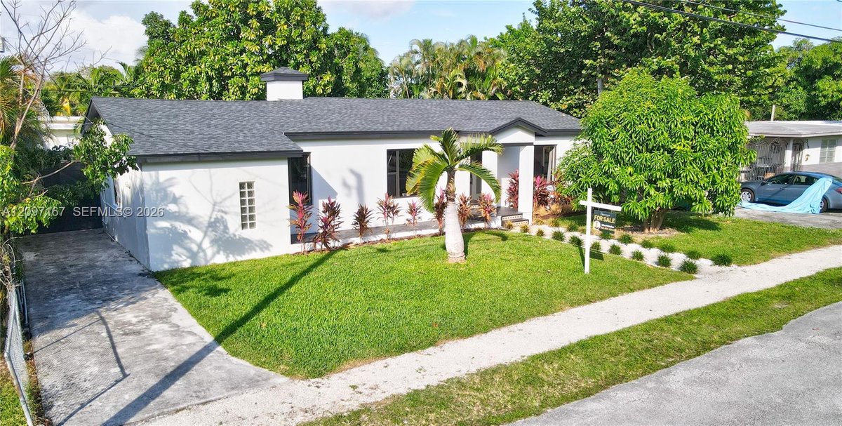 347 NE 110th St, Miami FL 33161