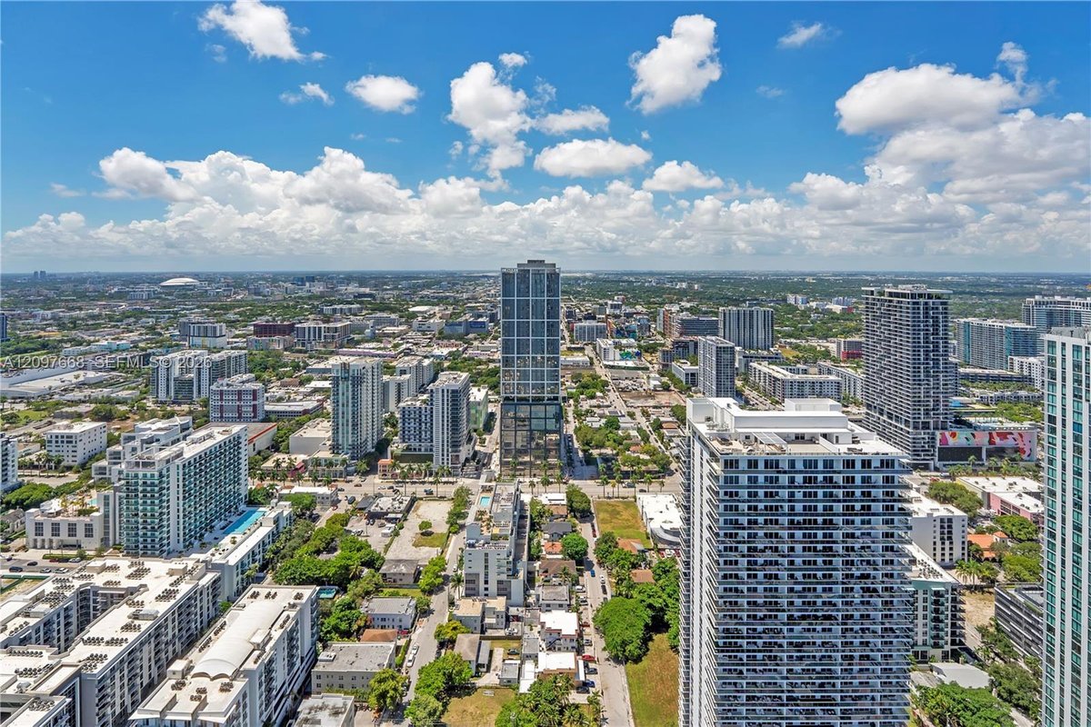 700 NE 24th St # 1206, Miami FL 33137