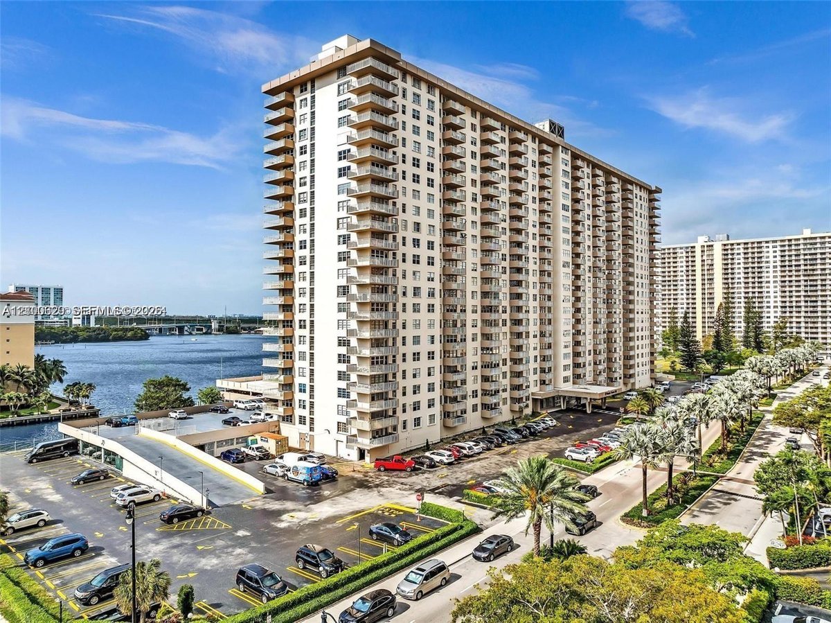 250 174th St # 502, Sunny Isles Beach FL 33160
