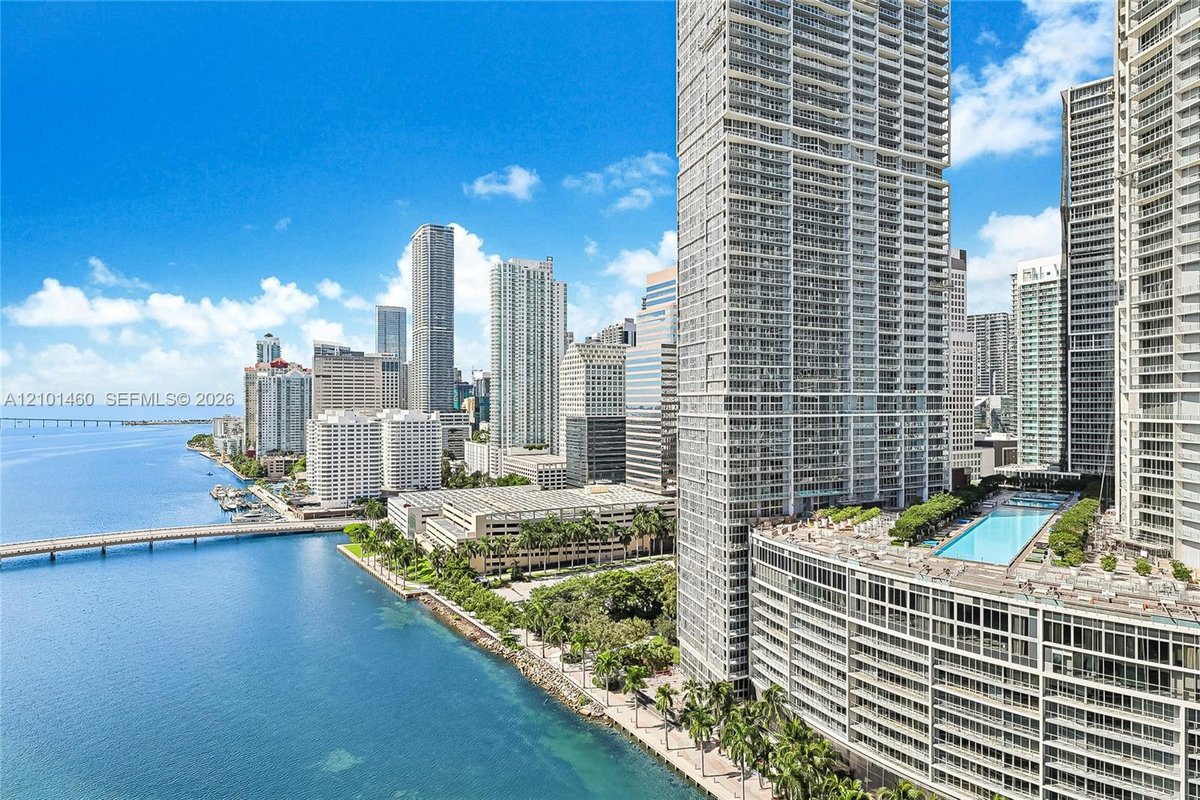 901 Brickell Key Blvd # 2403, Miami FL 33131