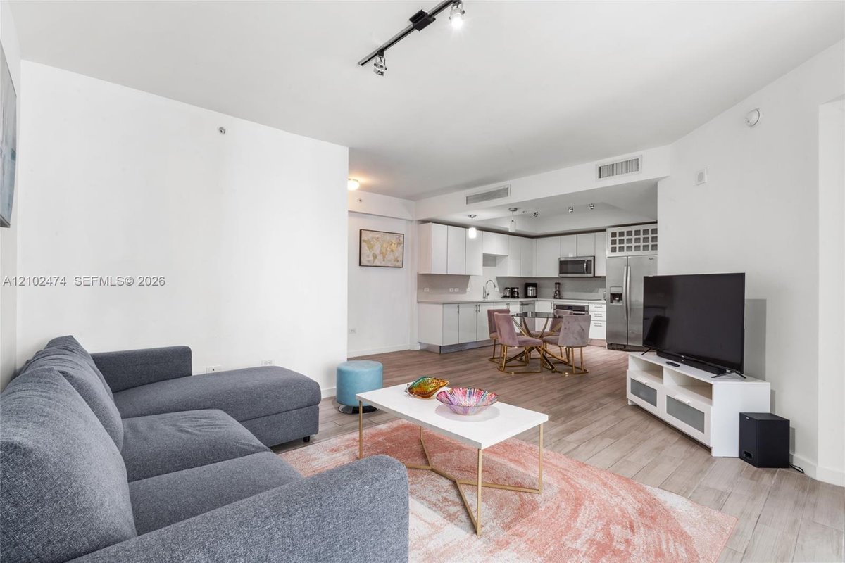 999 SW 1st Ave # 2601, Miami FL 33130