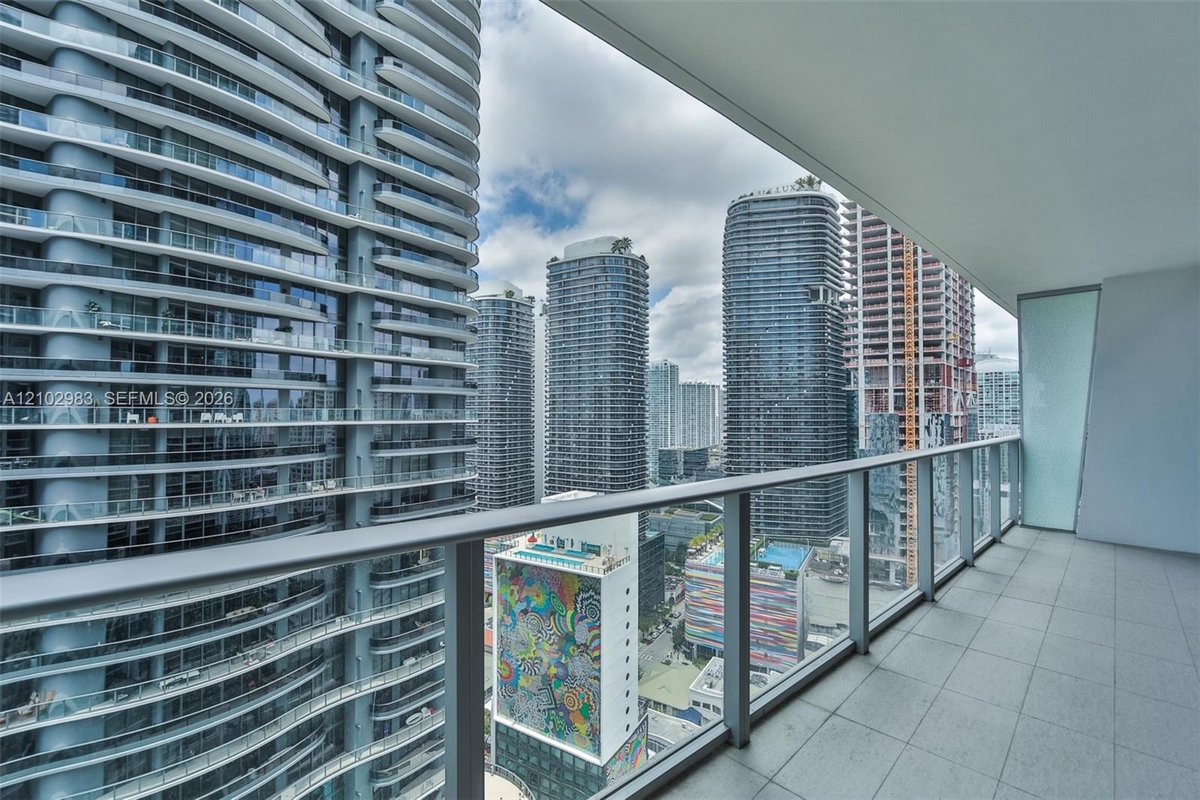 1010 Brickell Ave # 3107, Miami FL 33131