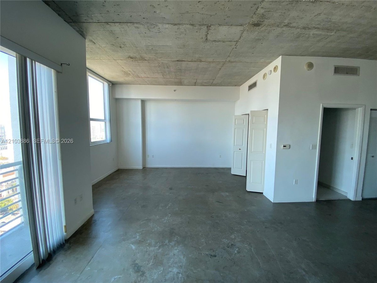 133 NE 2nd Ave # 2517, Miami FL 33132