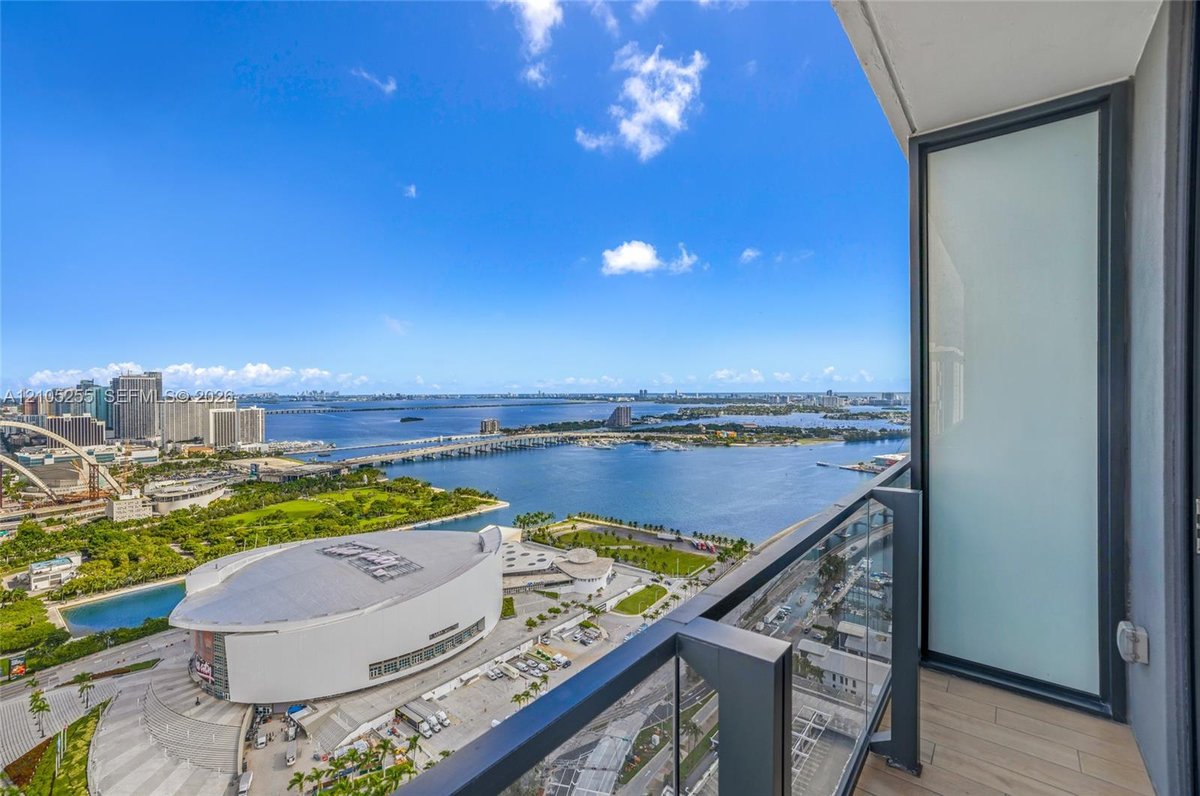 398 NE 5th St # 3508, Miami FL 33132