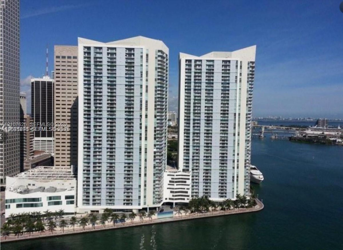 325 S Biscayne Blvd # 1116, Miami FL 33131