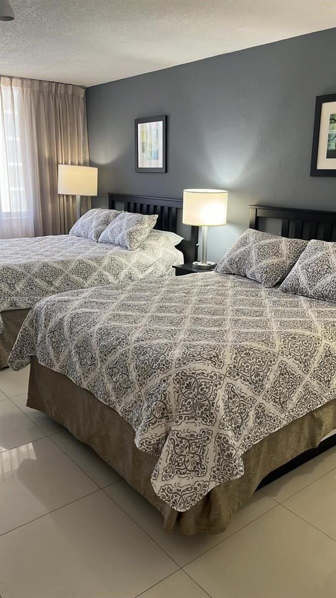 19201 Collins Ave # 330, Sunny Isles Beach FL 33160