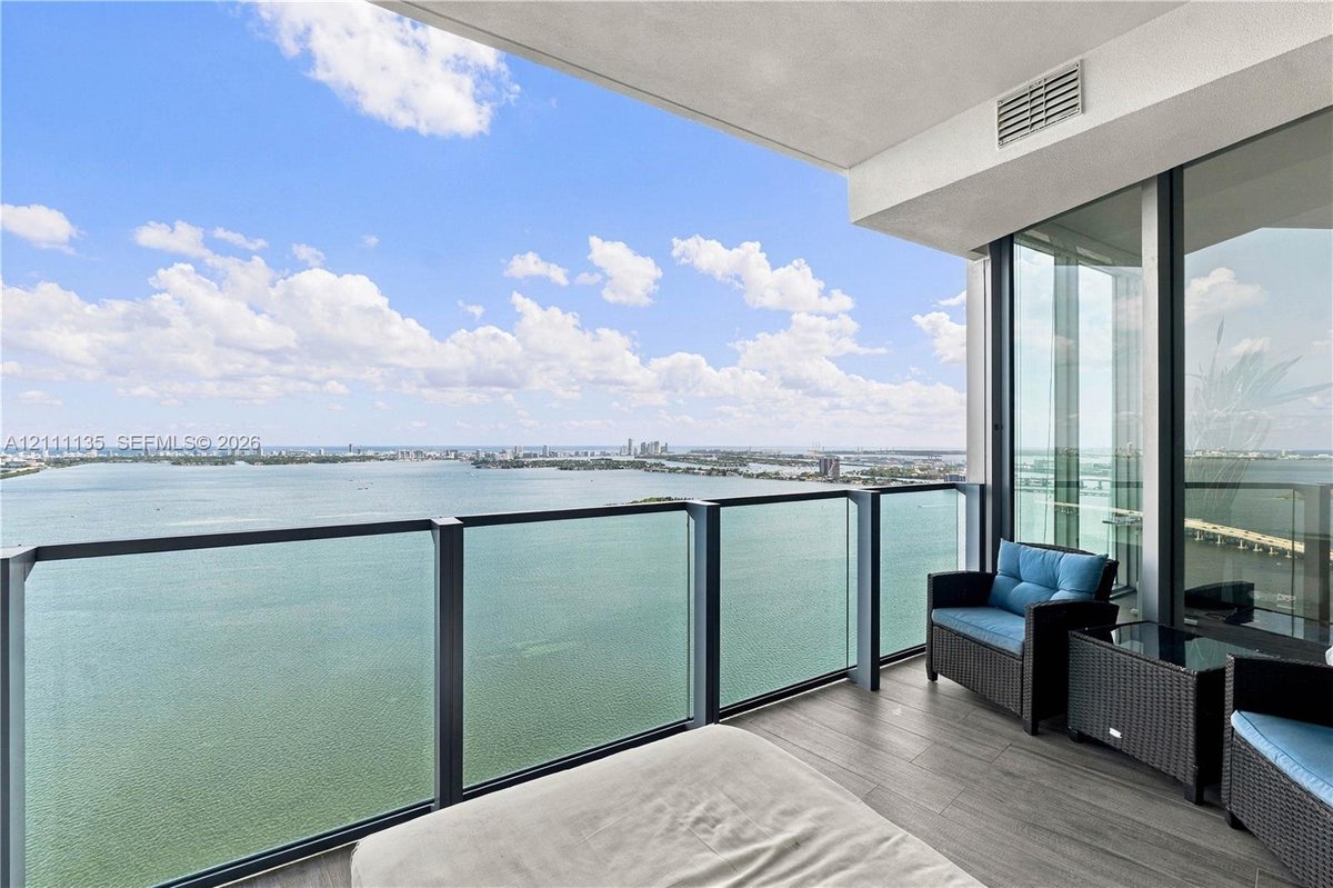 2900 NE 7th Ave # 4006, Miami FL 33137