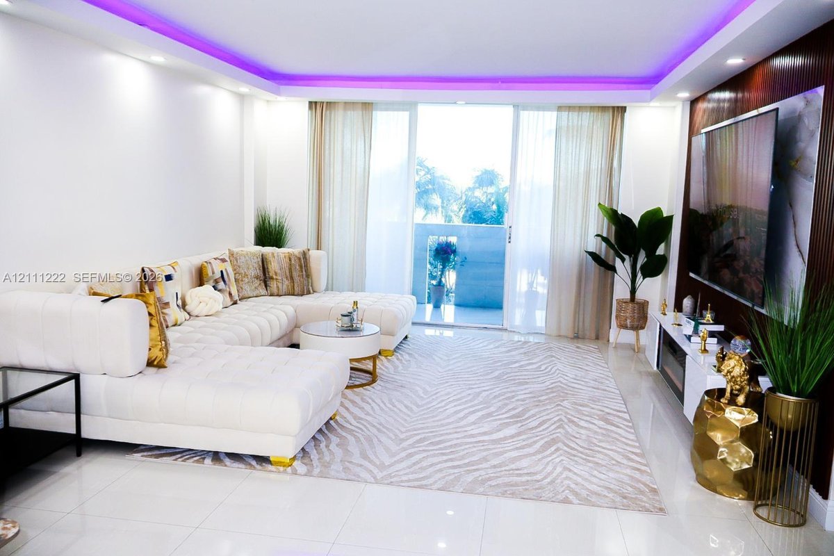 800 West Ave # 426, Miami Beach FL 33139