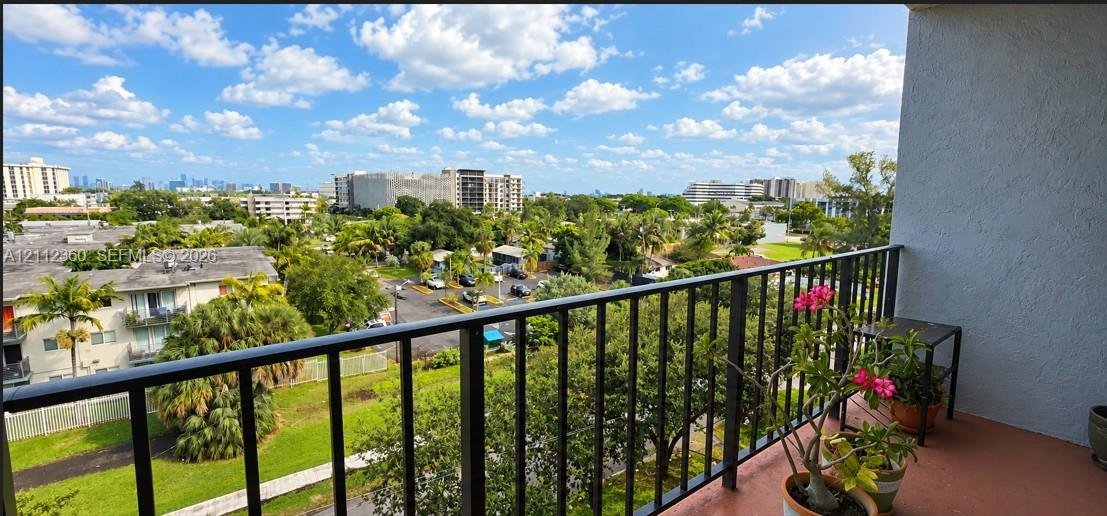 12500 NE 15th Ave # 608, North Miami FL 33161