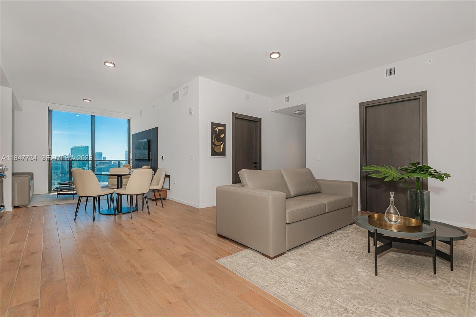 398 NE 5th St # 4417, Miami FL 33132