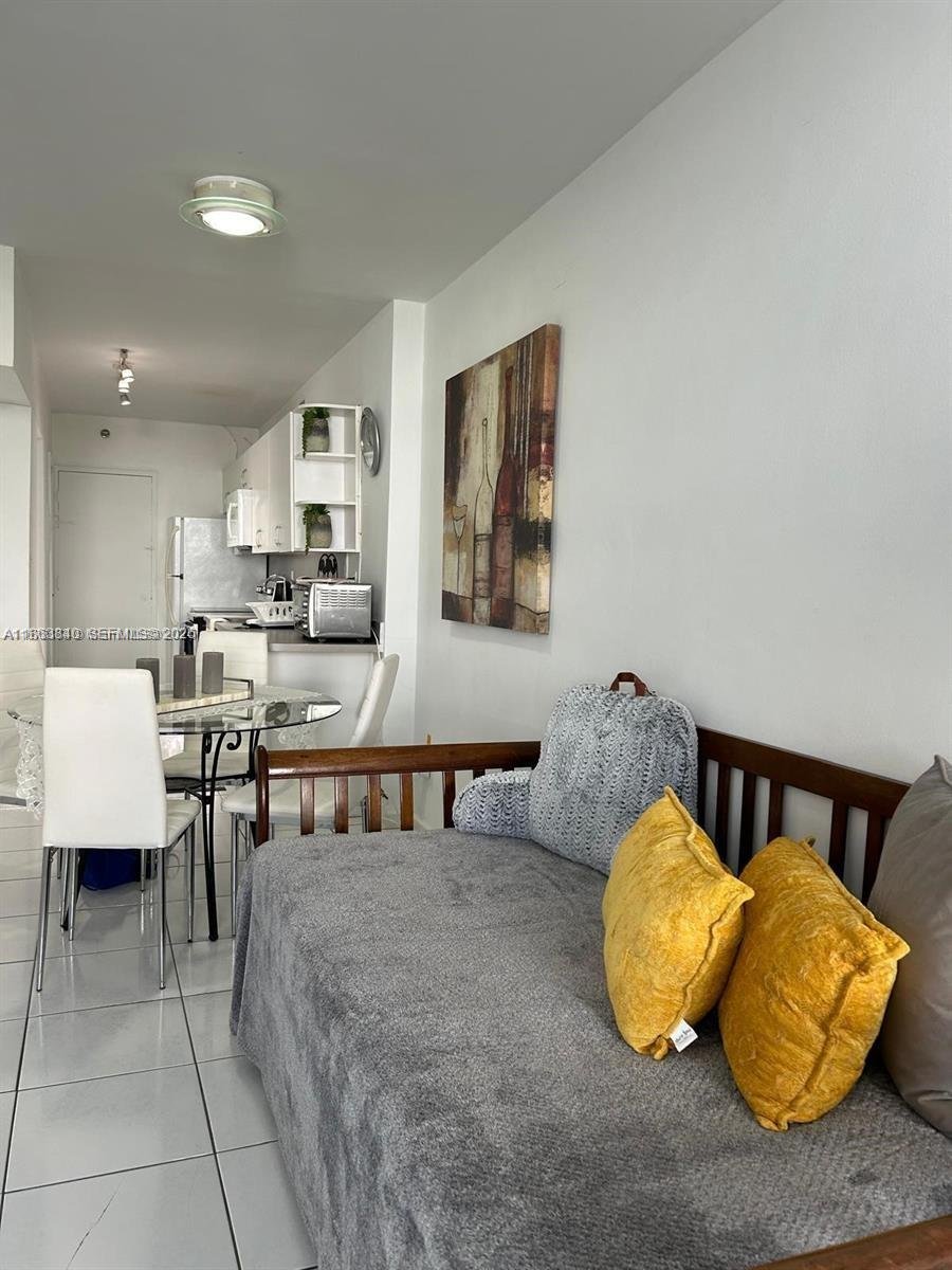 100 Lincoln Rd # 437, Miami Beach FL 33139