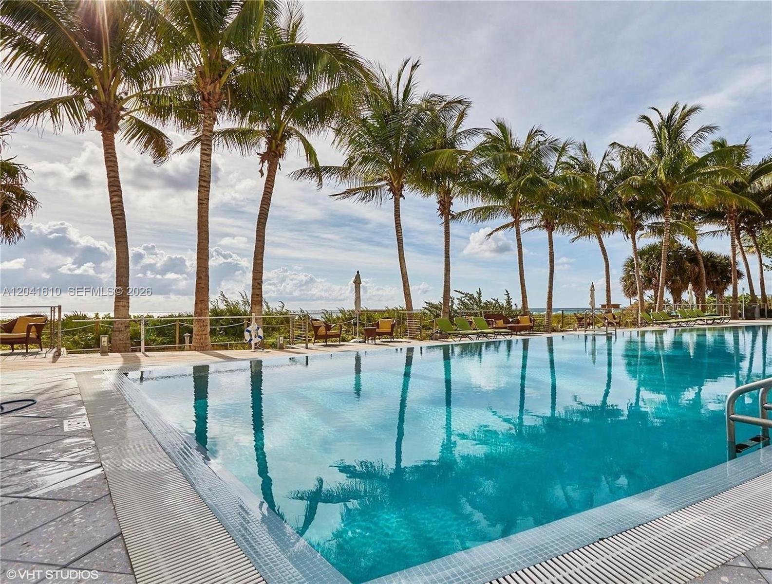 6801 Collins Ave # 606, Miami Beach FL 33141