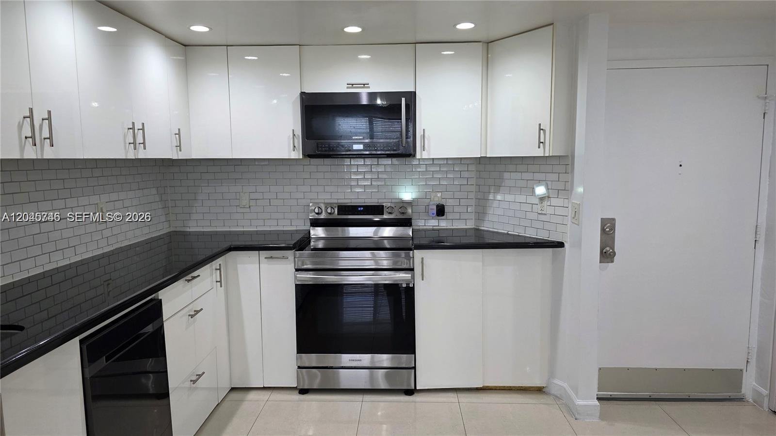 1351 NE Miami Gardens Dr # 511E, Miami FL 33179