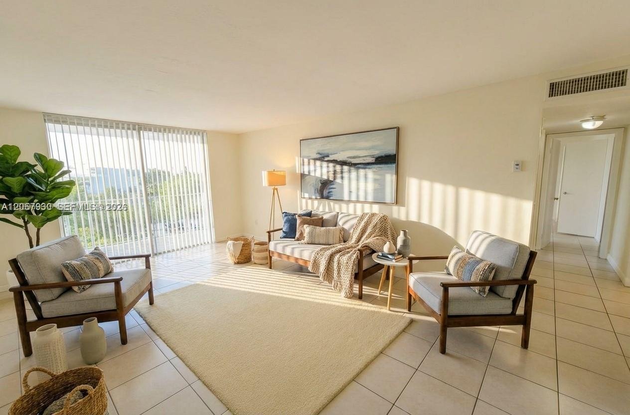 496 NW 165th St Rd # 409, Miami FL 33169