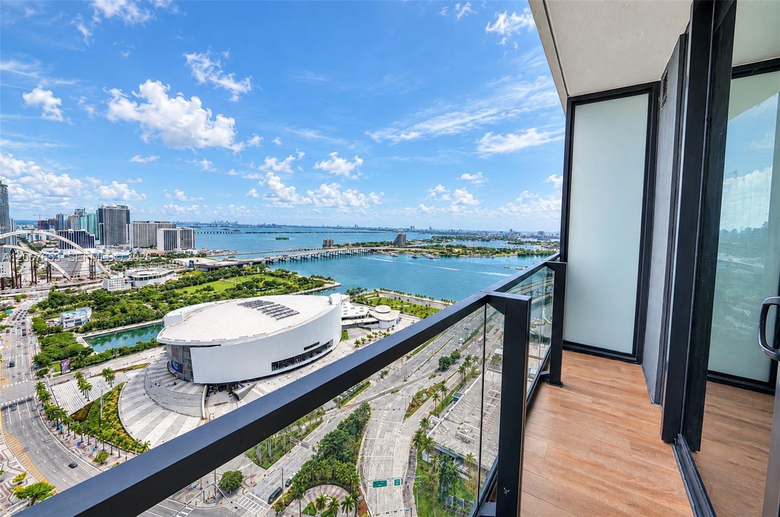 Miami, FL