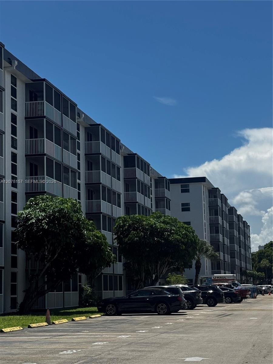 16851 NE 23rd Ave # B402, North Miami Beach FL 33160