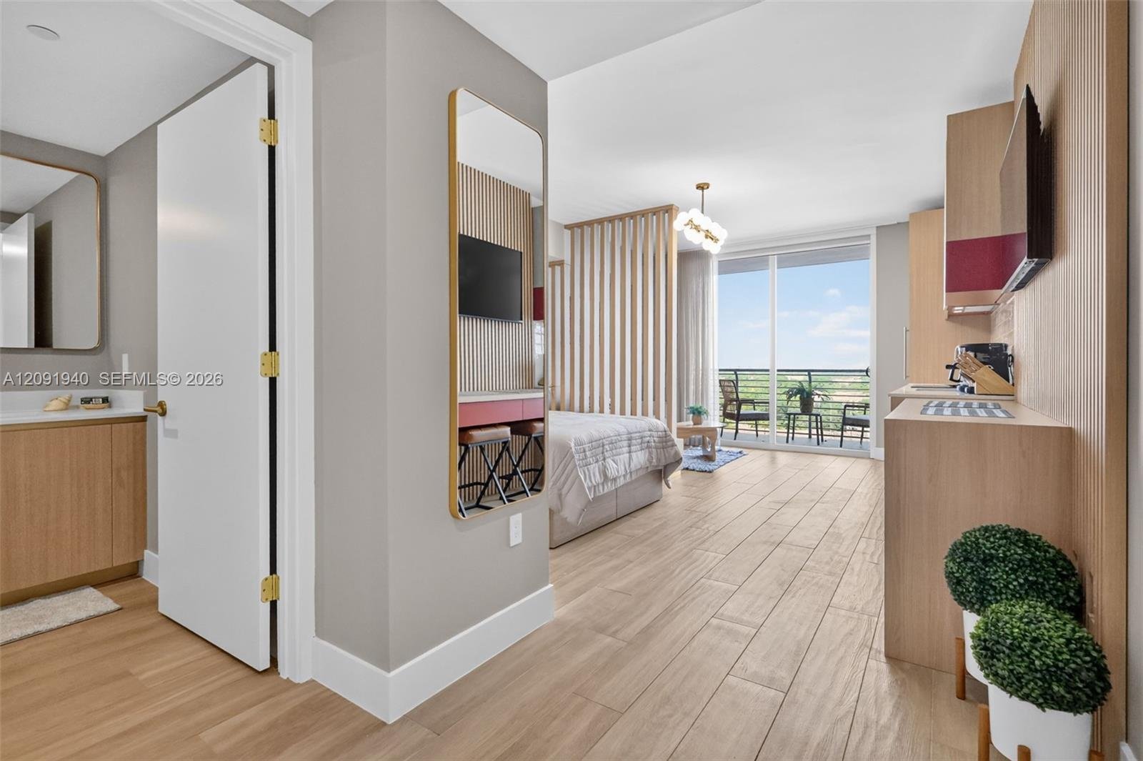 90 NE 32nd st # 921, Miami FL 33137