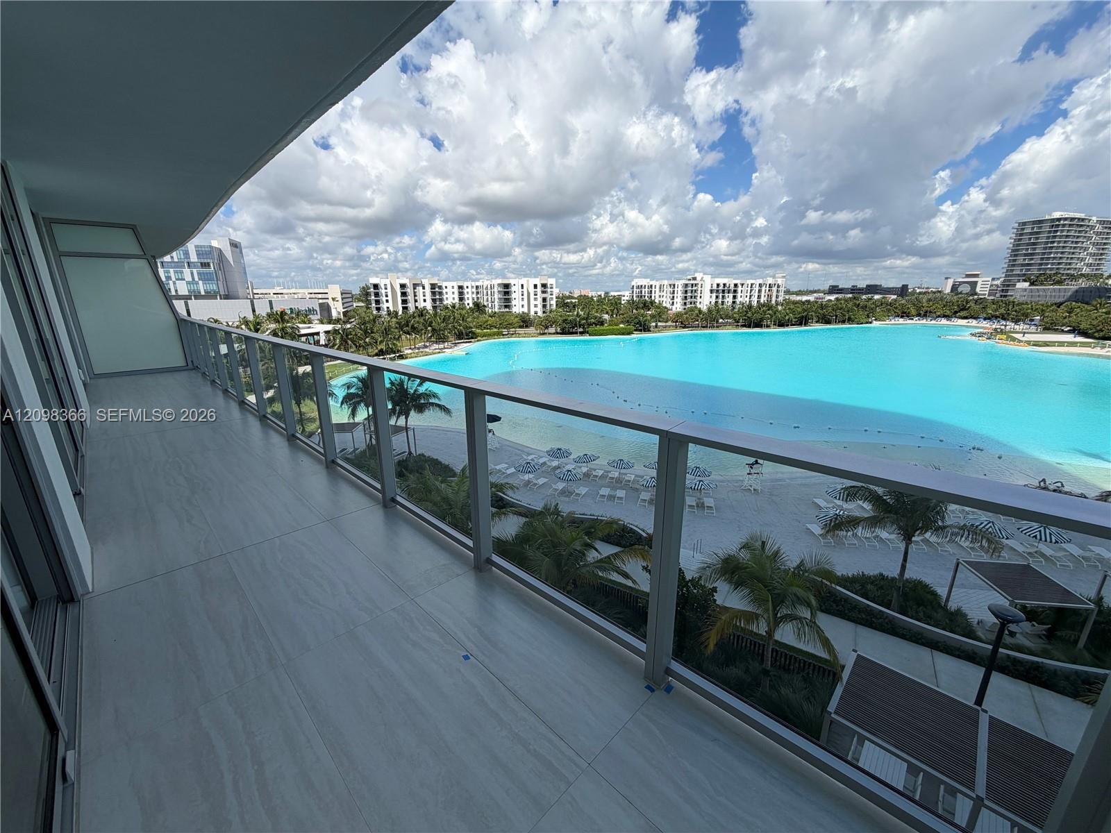 2411 Laguna Cir # 408, North Miami FL 33181