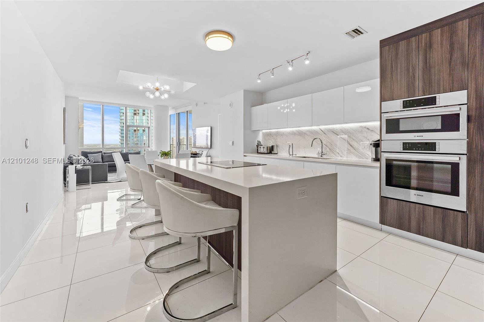 851 NE 1st Ave # 2601, Miami FL 33132