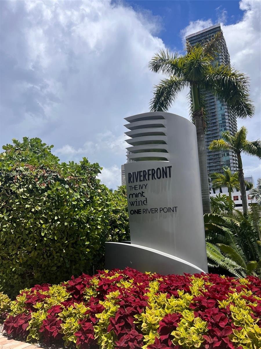 350 S Miami Ave # 3303, Miami FL 33130
