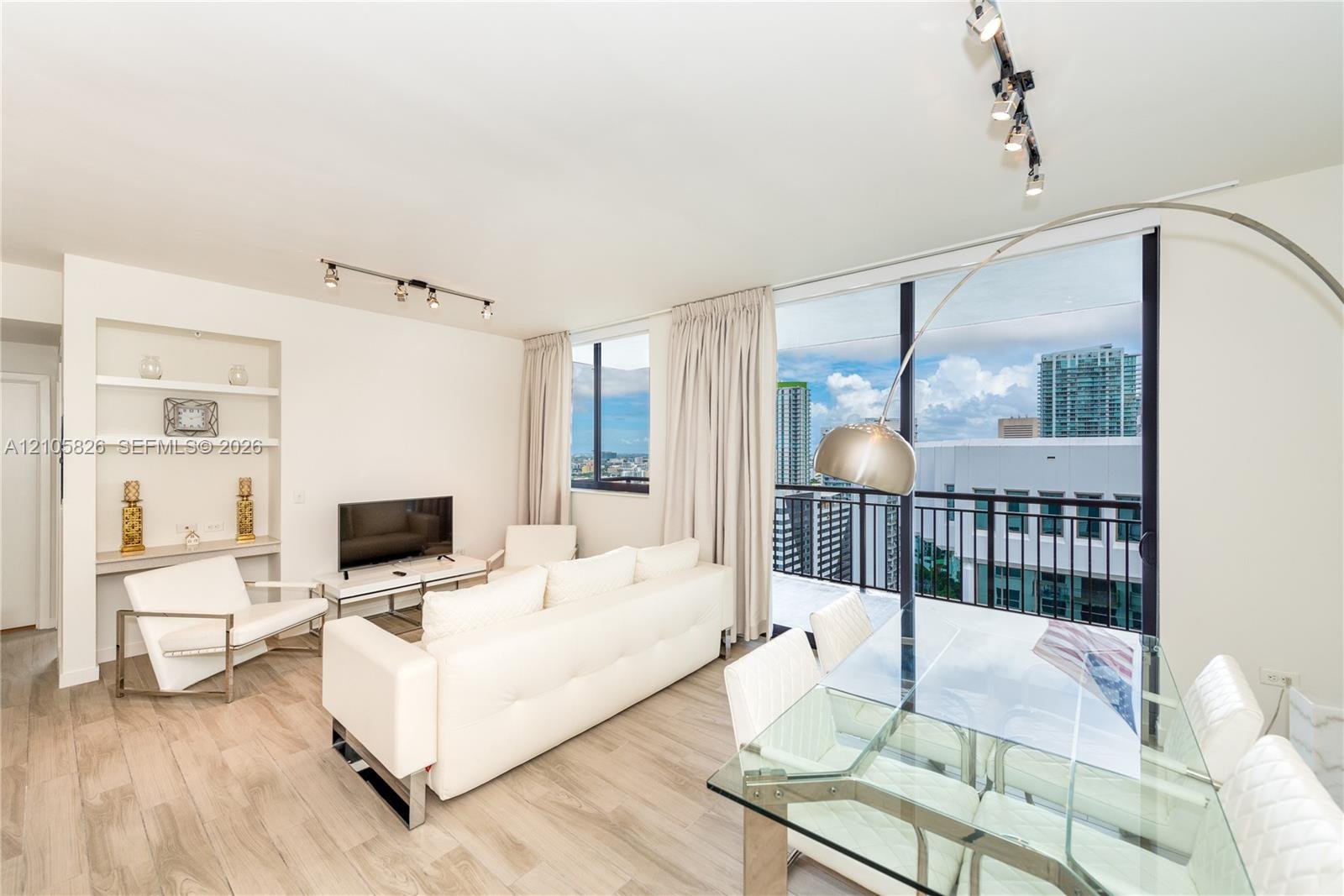 999 SW 1st Ave # 3114, Miami FL 33130