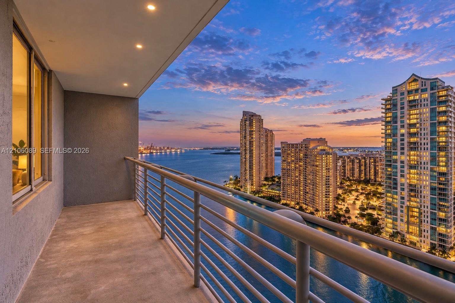 325 S Biscayne Blvd # 3117, Miami FL 33131