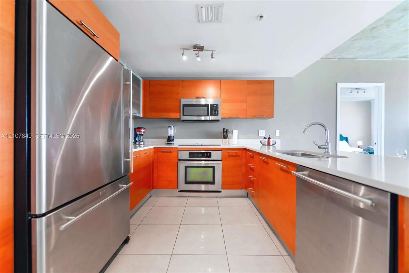 3250 NE 1st Ave # 1005, Miami FL 33137