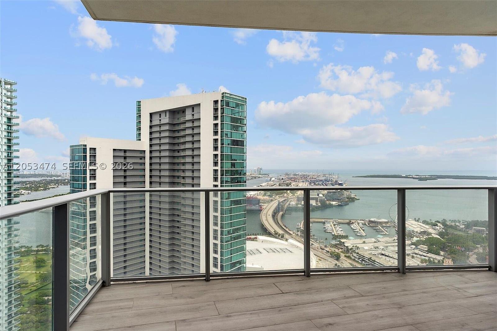 851 NE 1ST Avenue # 4407, Miami FL 33132