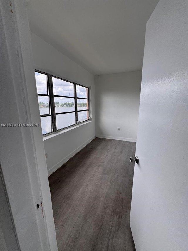 18700 NE 3rd Ct # 626, Miami FL 33179