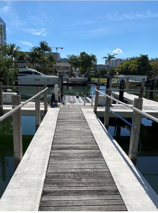 16400 Collins Ave # 0, Sunny Isles Beach FL 33160