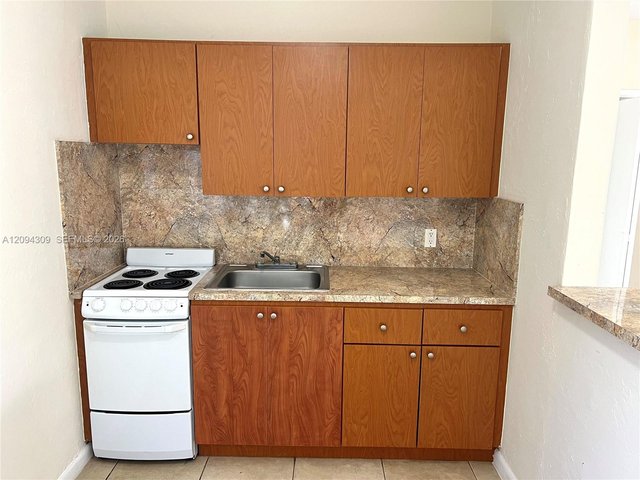 690 NE 85th St # 1D, Miami FL 33138