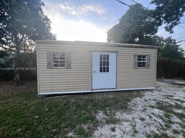 245 NW 117th St # 0, Miami FL 33168