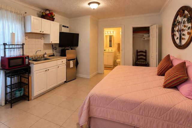 9331 SW 166TH Street # 2E, Palmetto Bay FL 33157