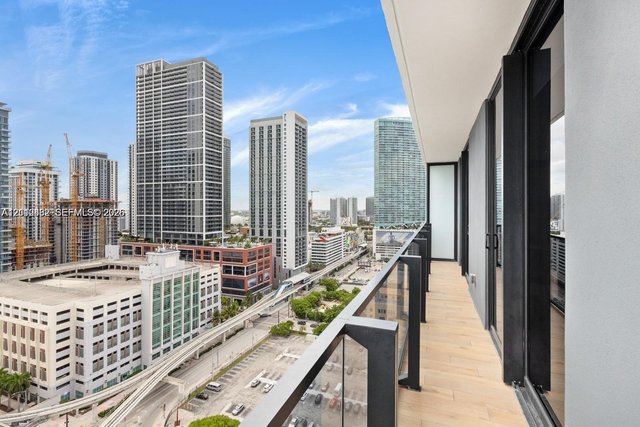 398 NE 5th St # 1518, Miami FL 33132